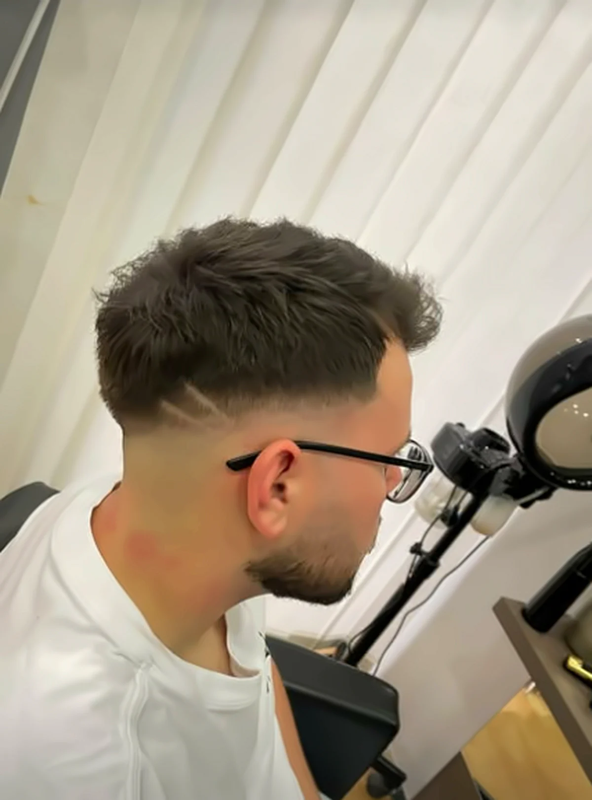 Crop fade vonallal